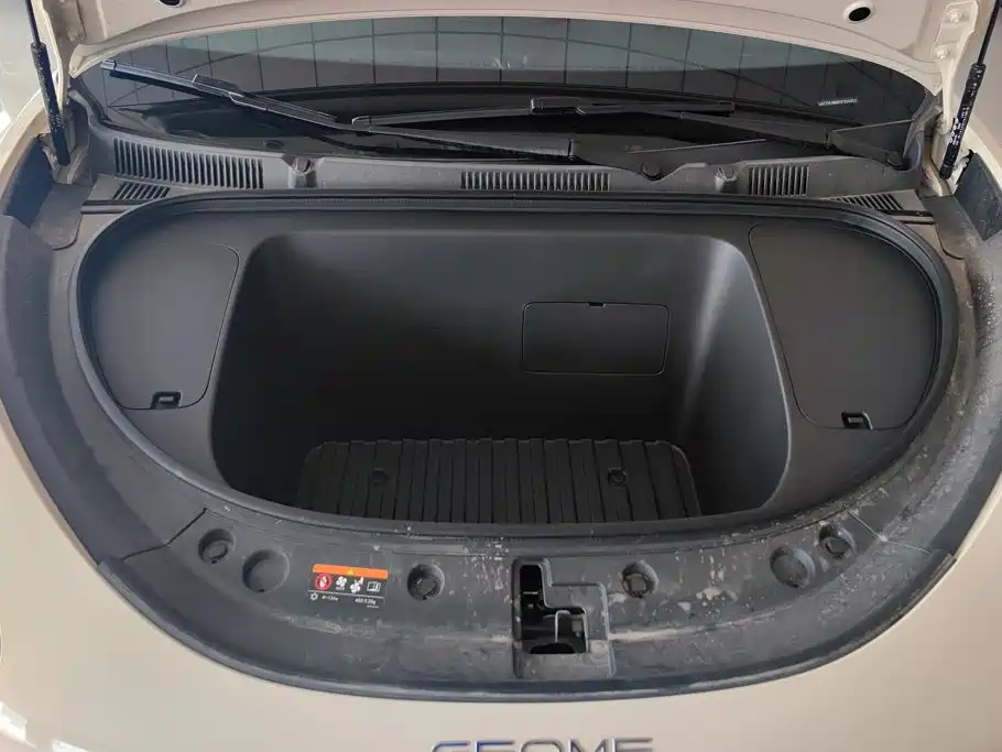 Geely Galaxy Starwish 2026 — фото 10
