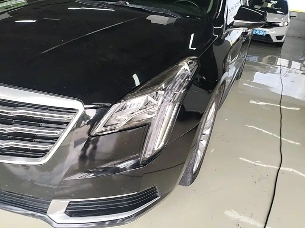 Cadillac XTS 2018 — фото 24