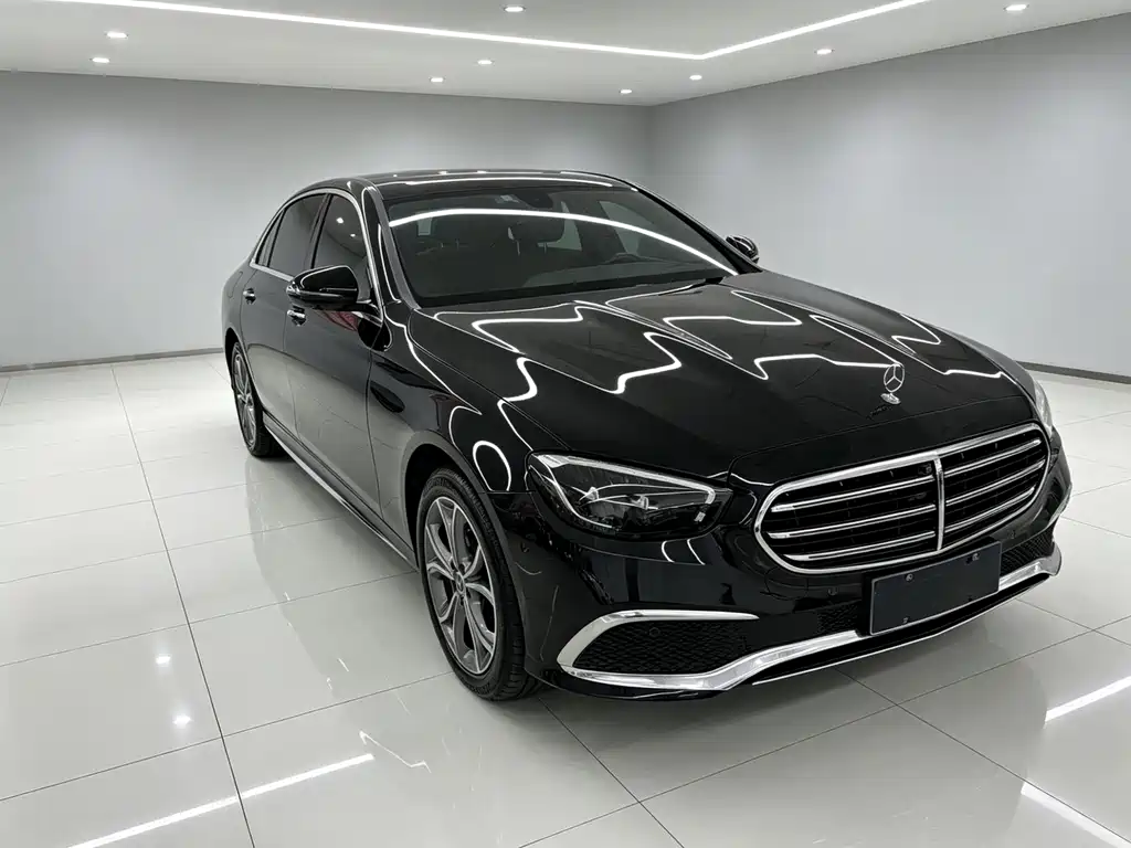 Mercedes-Benz E-Class 2021 — фото 9