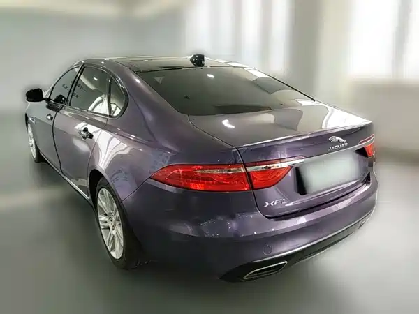 Jaguar XFL 2018