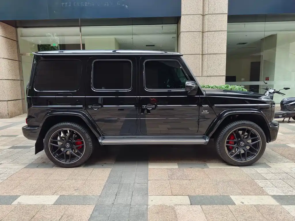 Mercedes-Benz G-Class AMG 2025 — фото 4