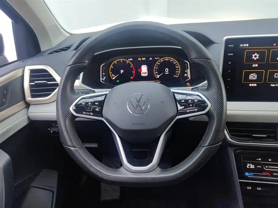 Volkswagen Tharu 2023 — фото 15