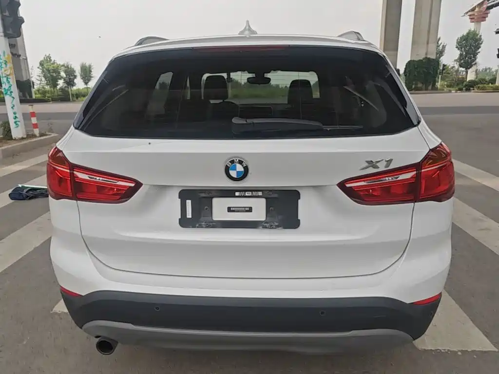 BMW X1 2016 — фото 6