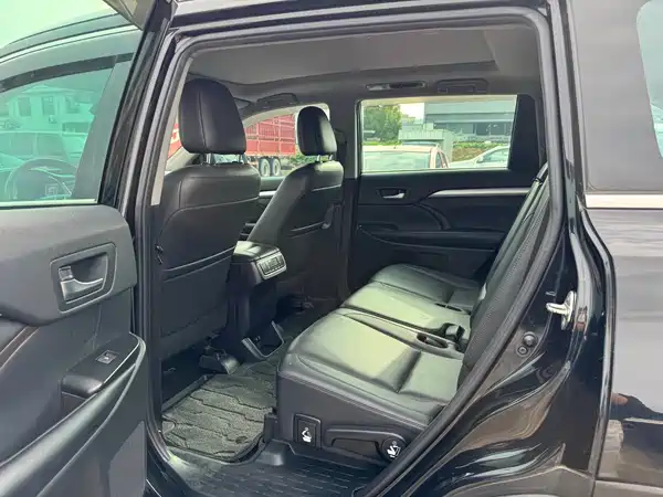 Toyota Highlander 2018