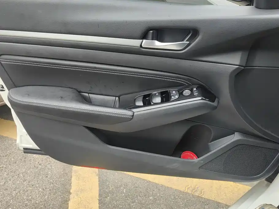 Nissan Teana 2021
