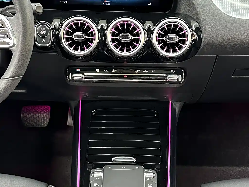Mercedes-Benz GLA 2023 — фото 15