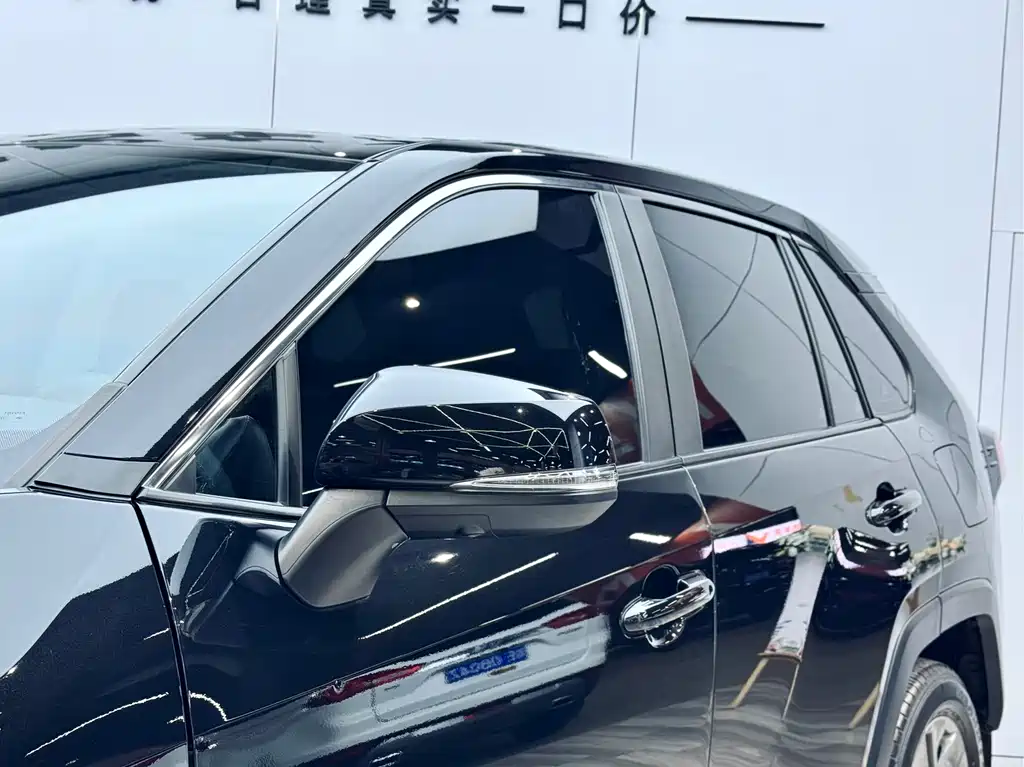 Toyota Wildlander 2022 — фото 26
