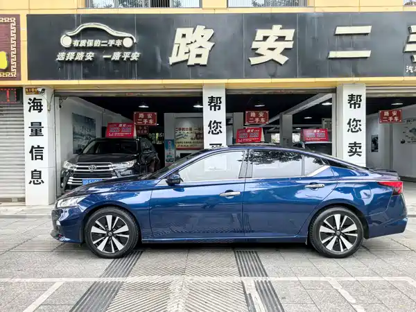 Nissan Teana 2019