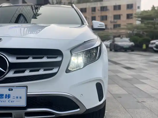 Mercedes-Benz GLA 2019