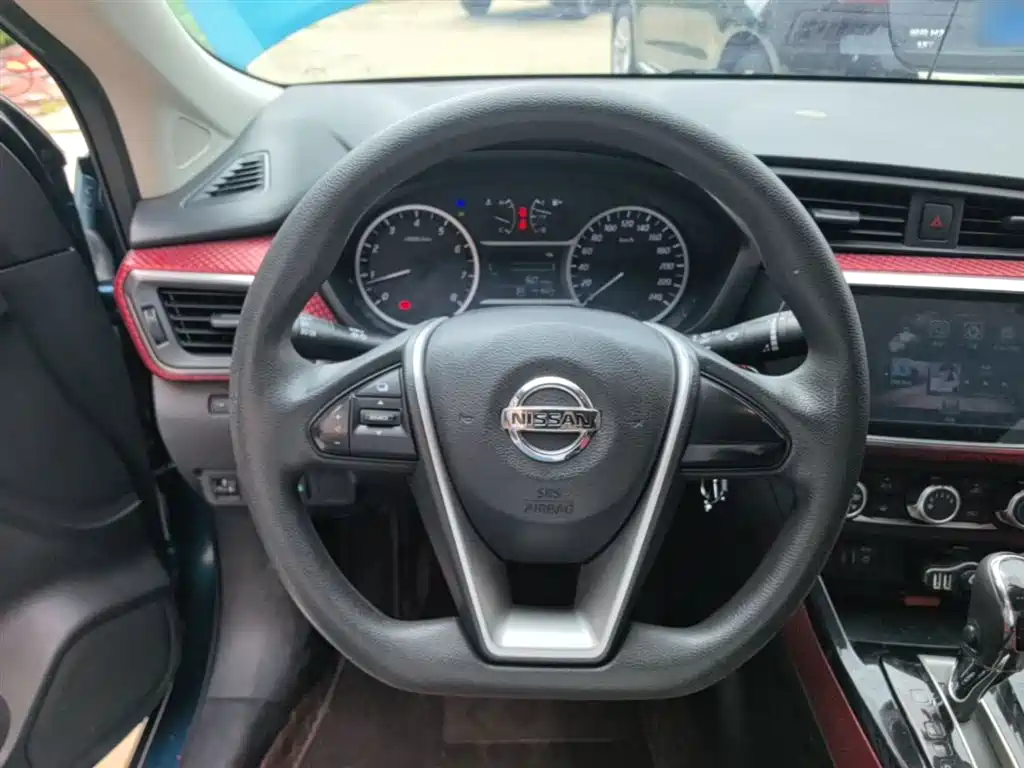 Nissan Bluebird 2016 — фото 11
