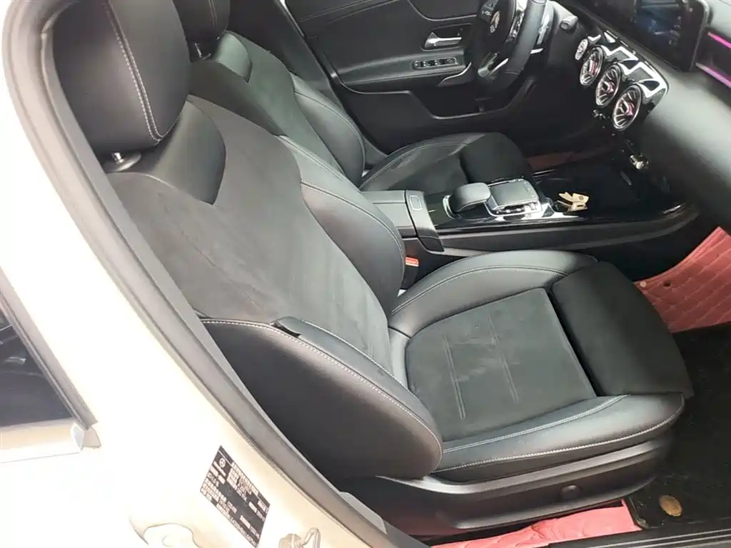 Mercedes-Benz A-Class 2020 — фото 25