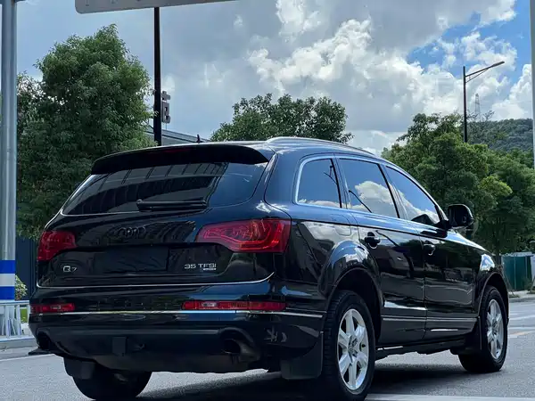 Audi Q7 2013