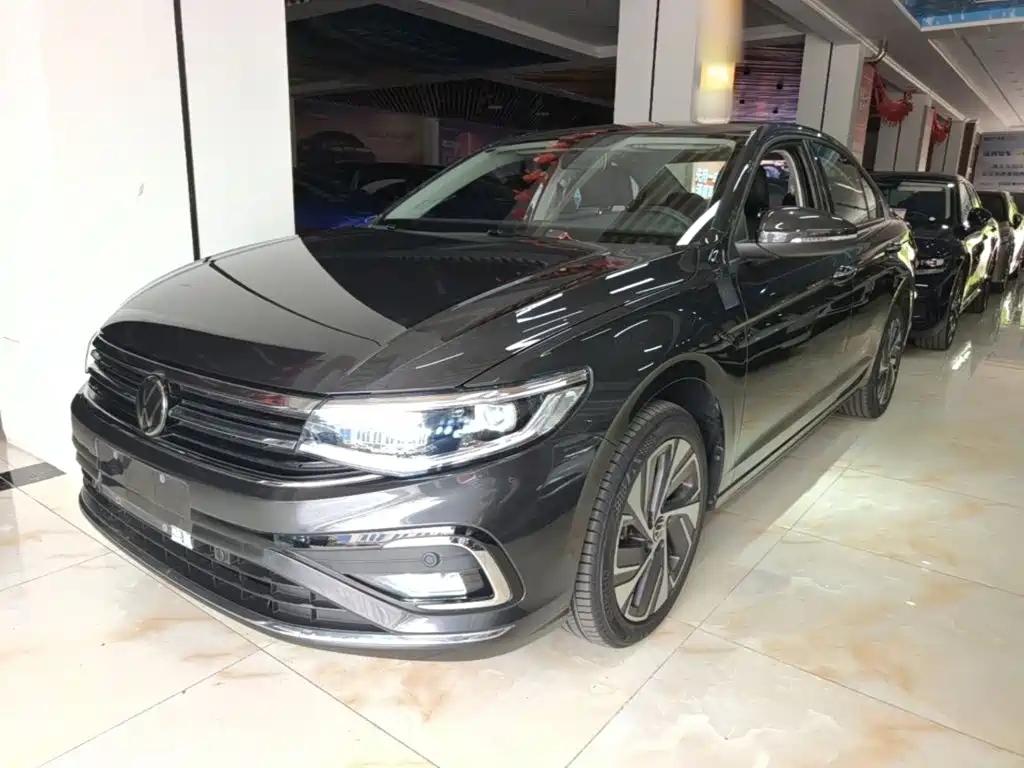 Volkswagen Bora 2024