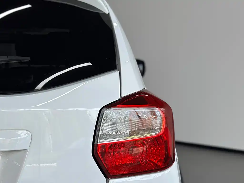 Subaru XV 2013 — фото 19