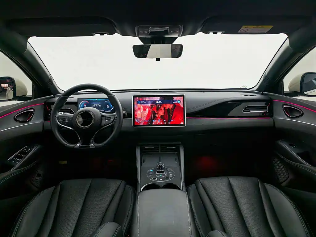 BYD Seal 06 2025 — фото 10