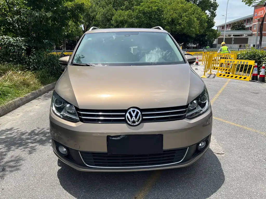 Volkswagen Touran 2016