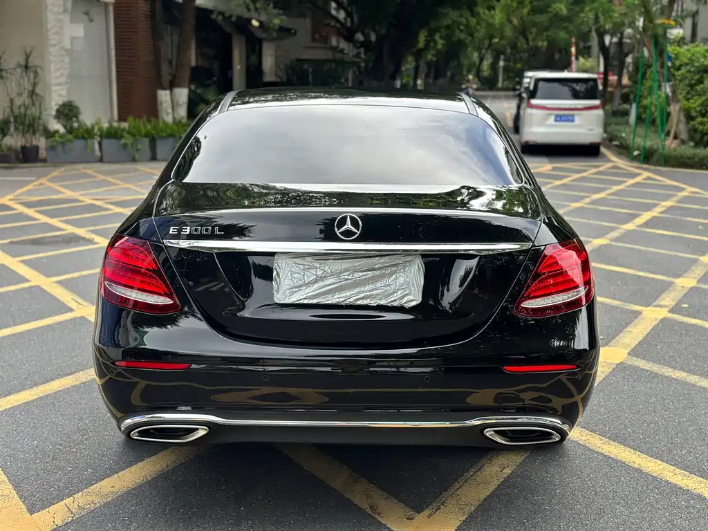 Mercedes-Benz E-Class 2017