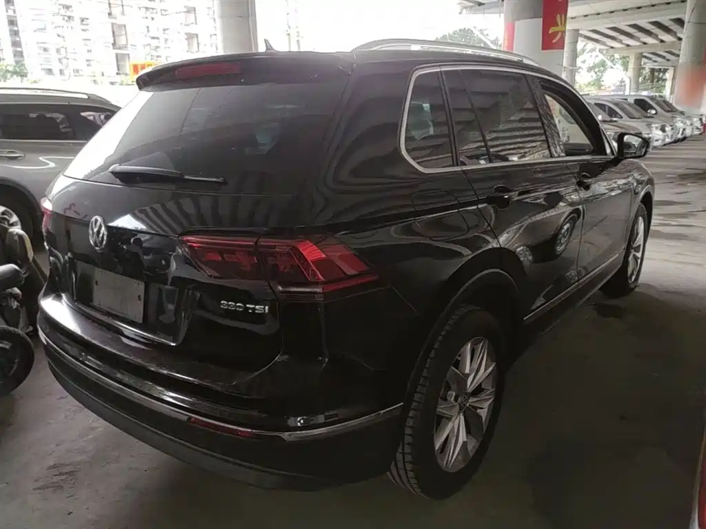 Volkswagen Tiguan 2017 — фото 7