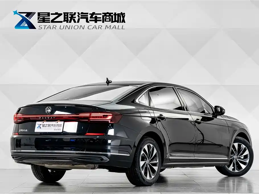 Volkswagen Passat 2025