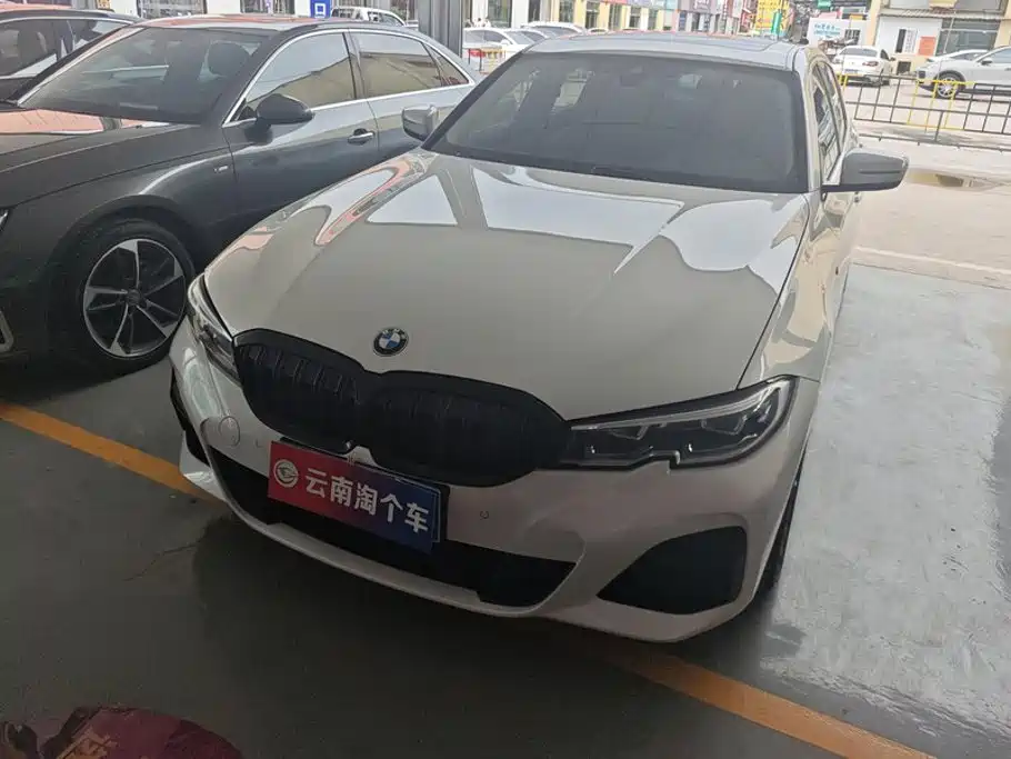 BMW 3 Series 2022