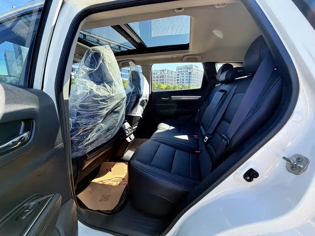 Renault Koleos 2017 — фото 11