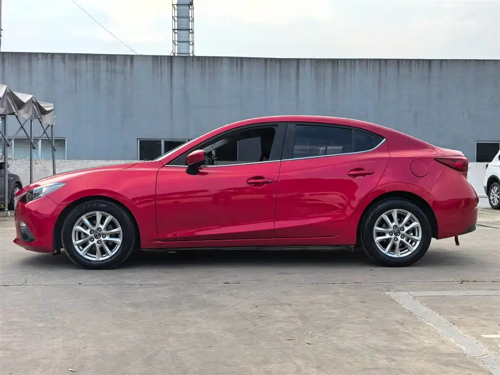 Mazda 3 Axela 2015 — фото 4