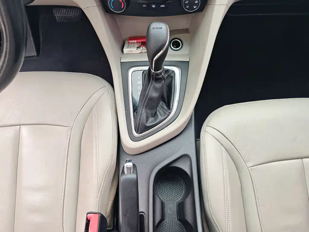 Buick Excelle 2018 — фото 14