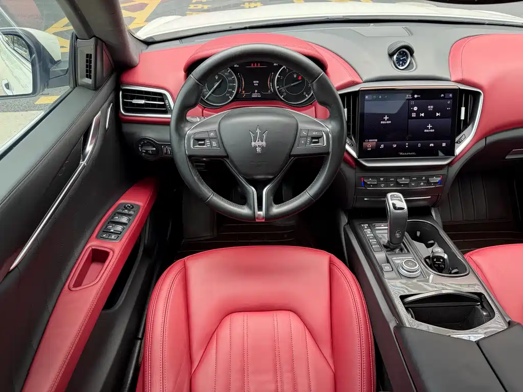Maserati Ghibli 2022 — фото 10