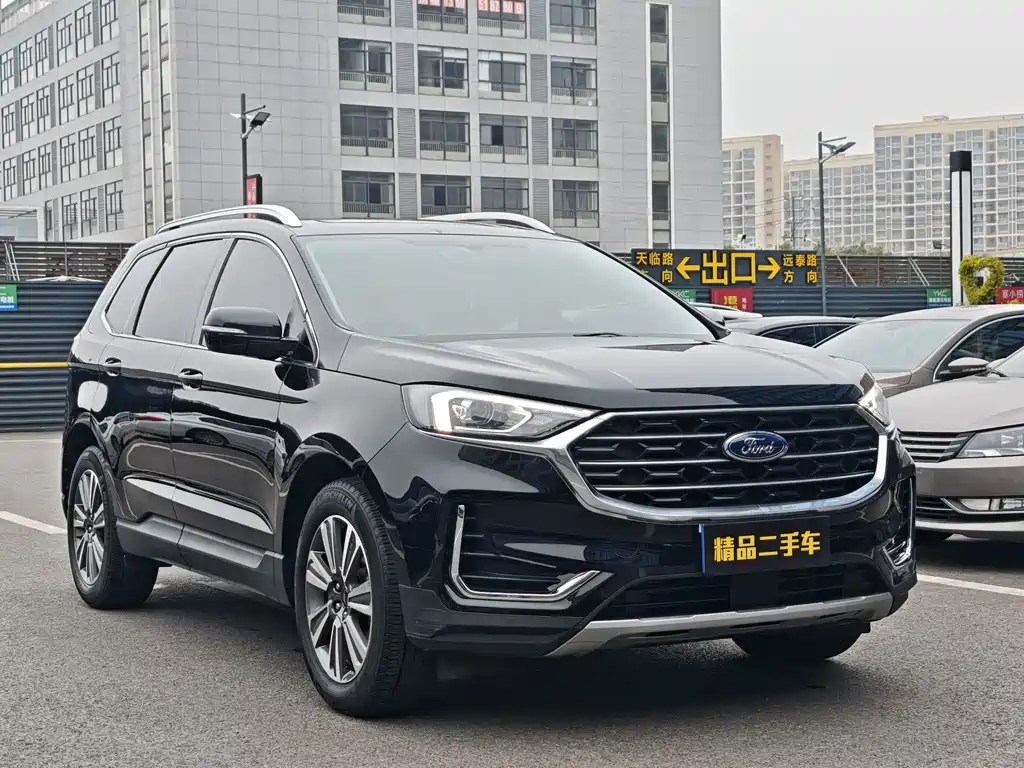 Ford Edge 2023 — фото 3