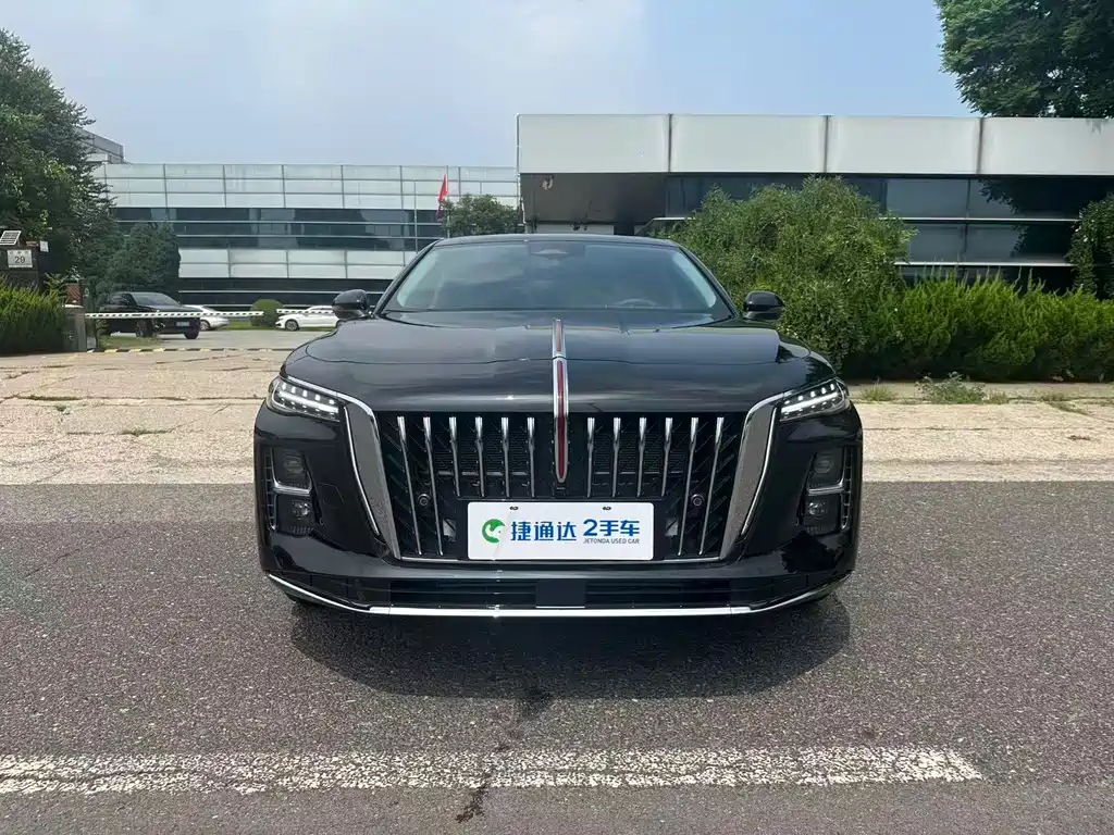 Hongqi H5 PHEV 2026 — фото 2