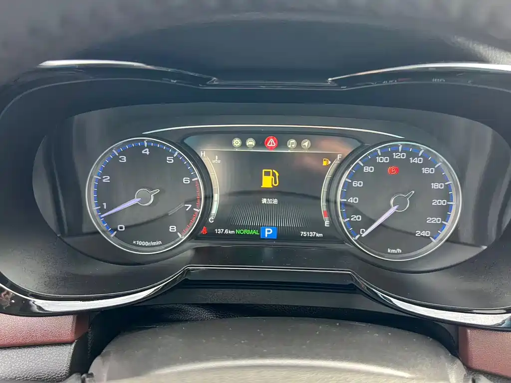 GAC Trumpchi GS8 2019 — фото 10
