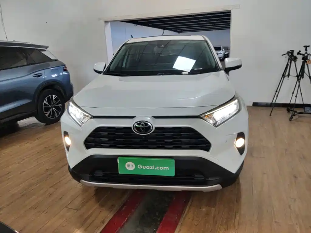 Toyota RAV4 2023