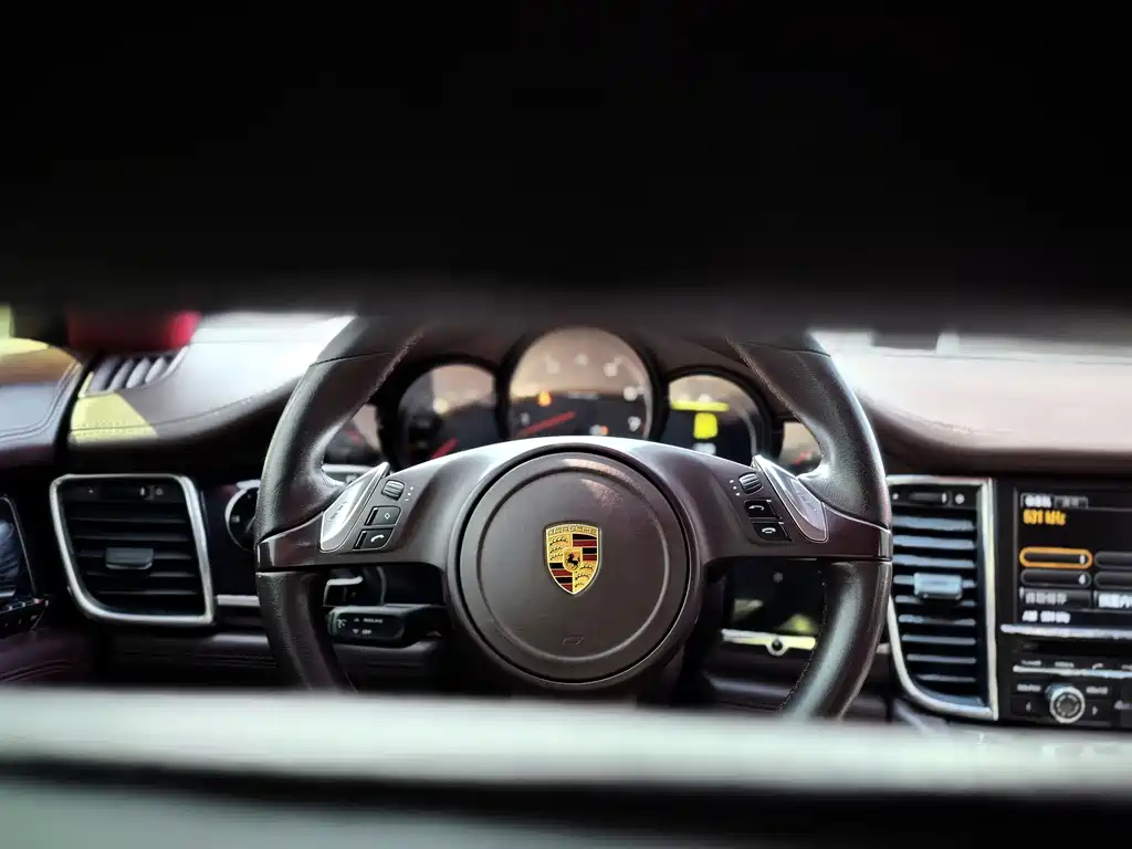 Porsche Panamera 2012 — фото 9