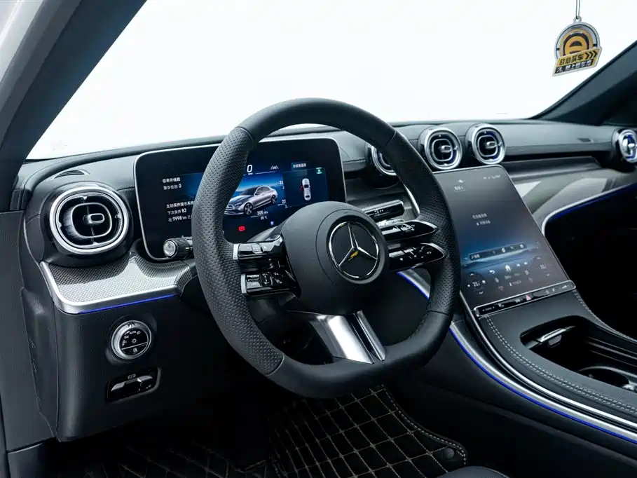 Mercedes-Benz C-Class 2026 — фото 18