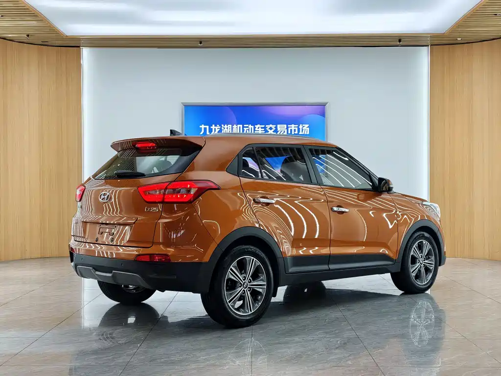 Hyundai ix25 2015 — фото 6