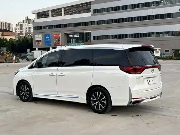 GAC Trumpchi M8 2021