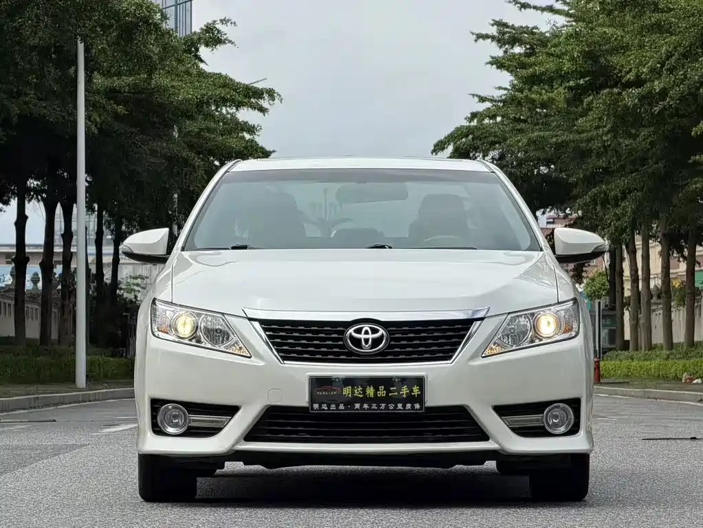 Toyota Camry 2014