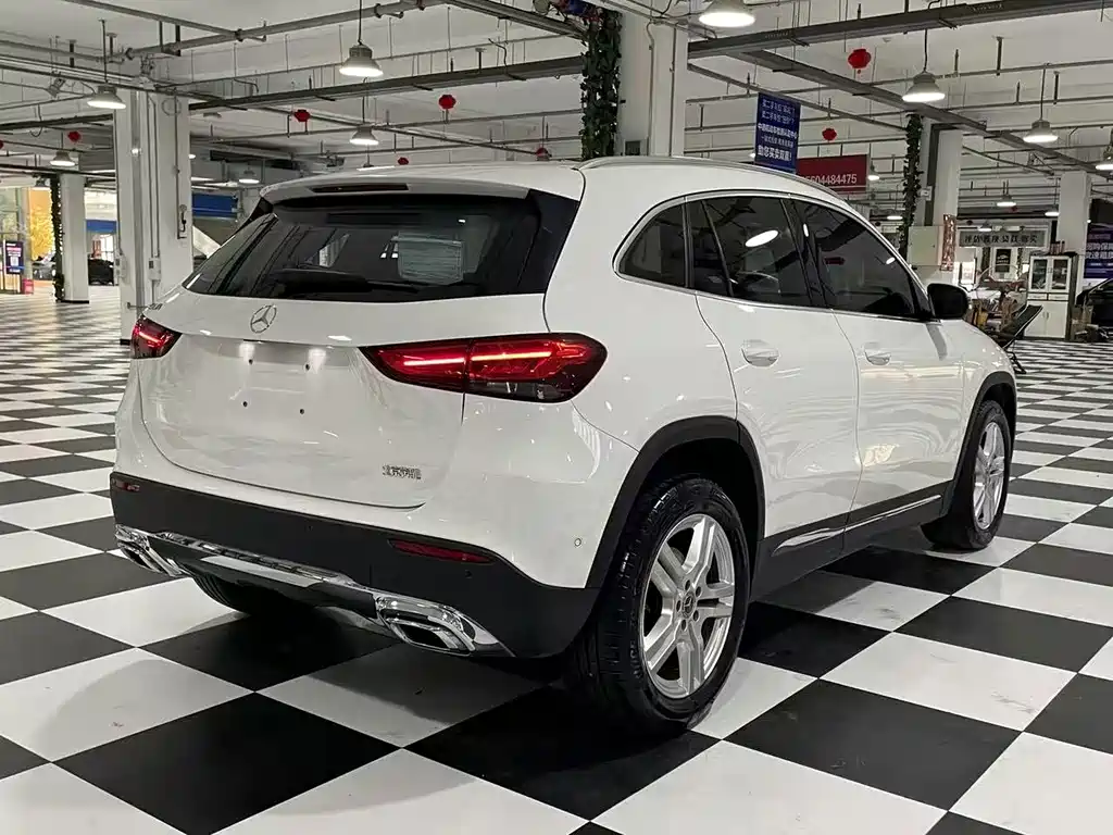 Mercedes-Benz GLA 2022 — фото 9