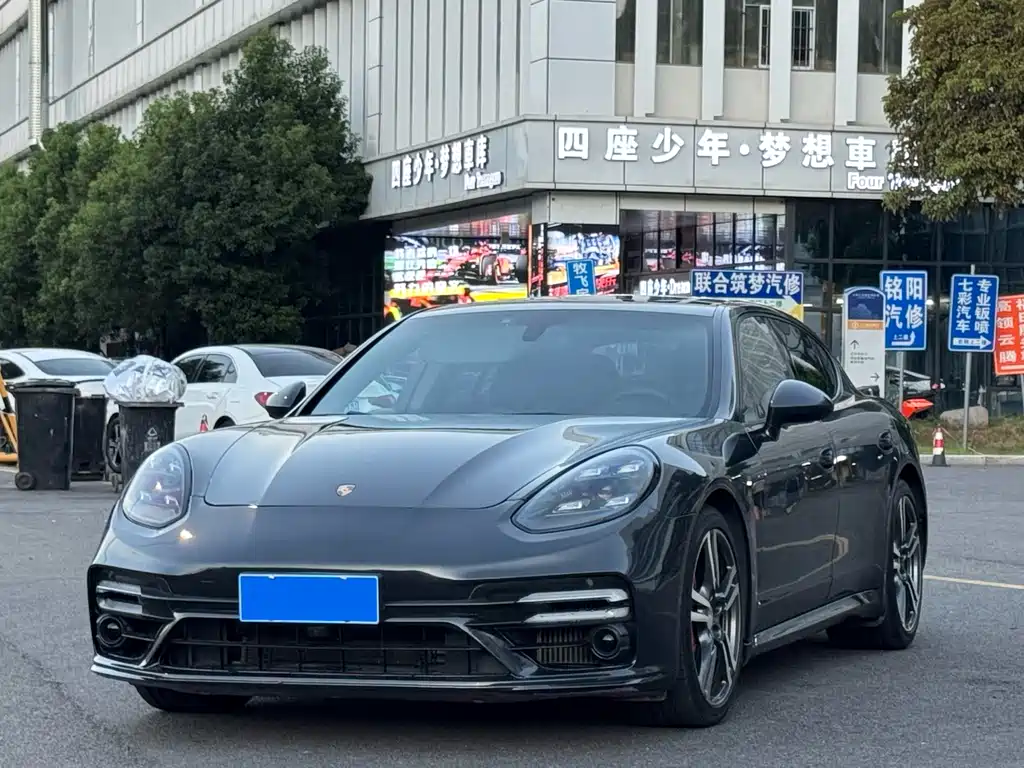 Porsche Panamera 2014