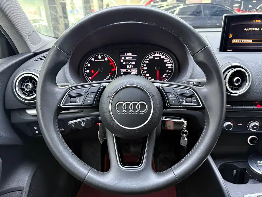 Audi A3 2020 — фото 10