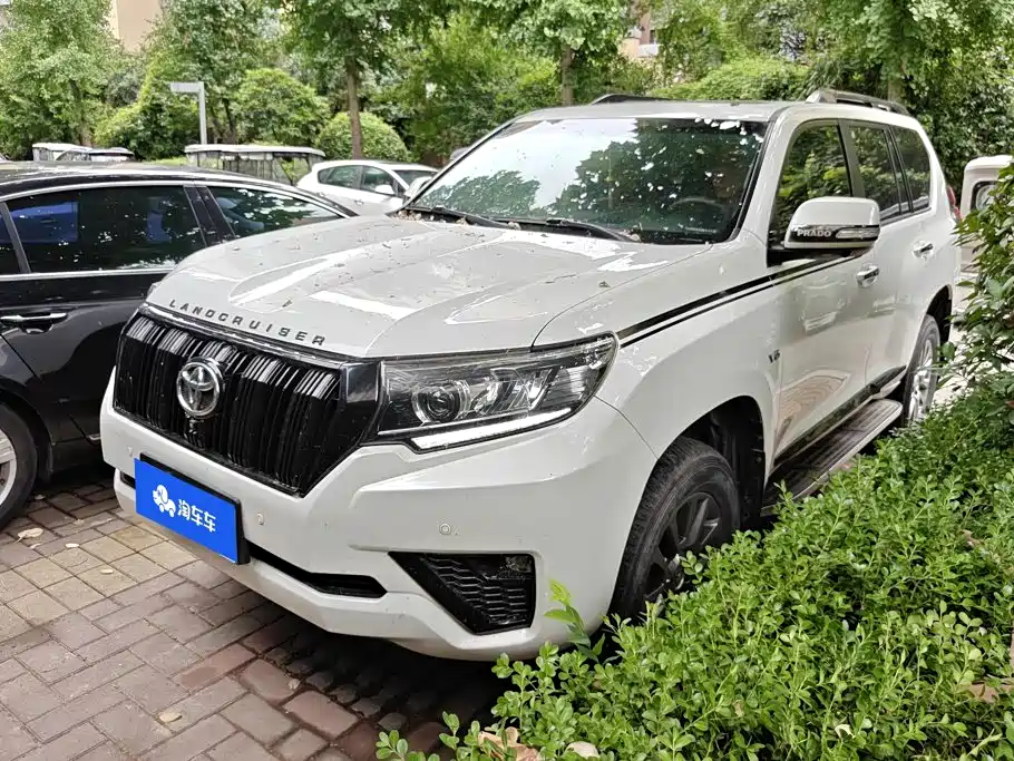 Toyota Prado 2018 — фото 1