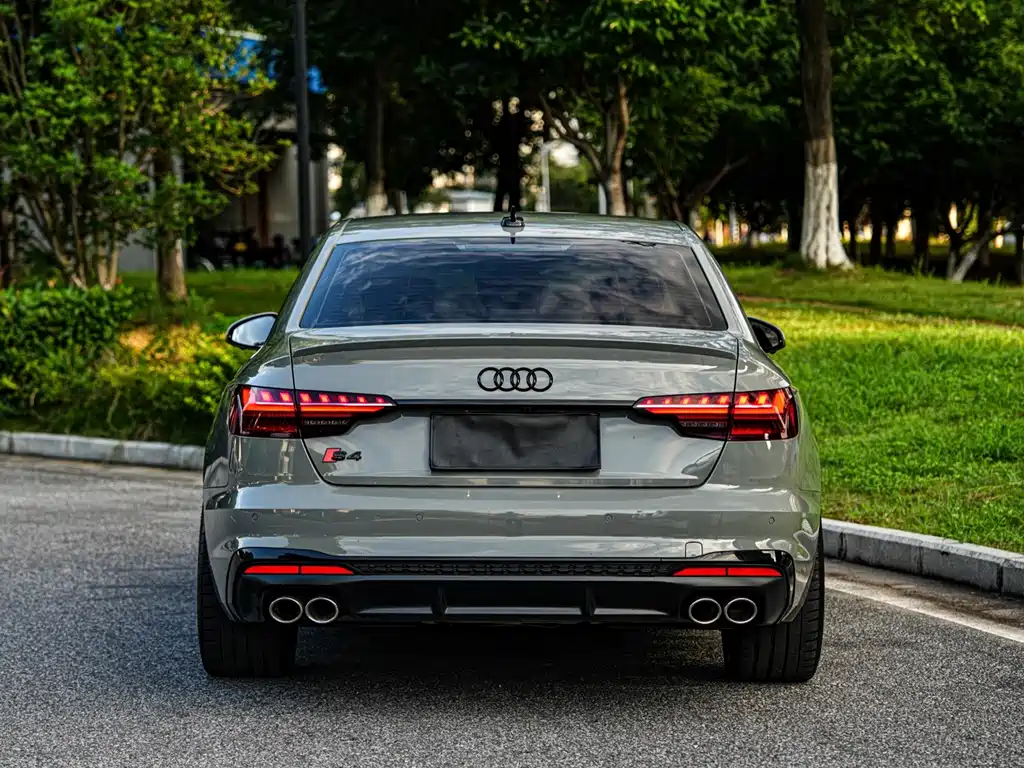 Audi S4 2022 — фото 5