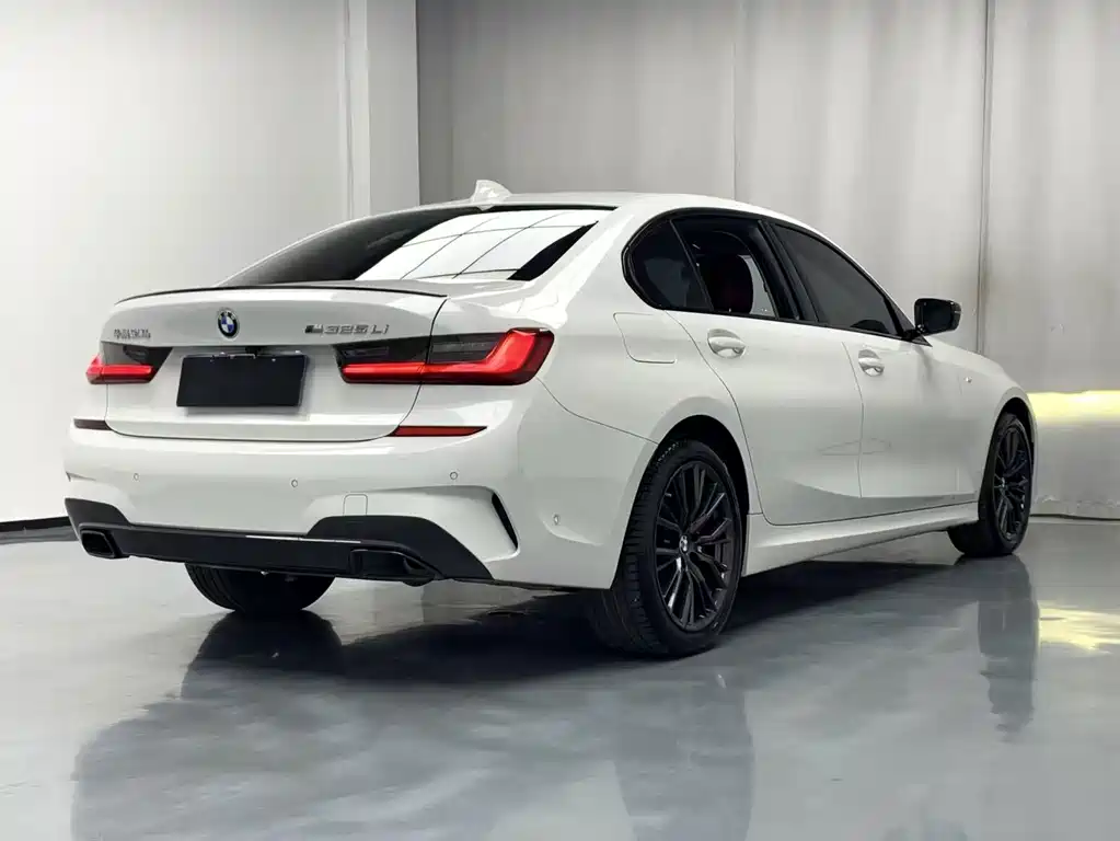 BMW 3 Series 2020 — фото 18