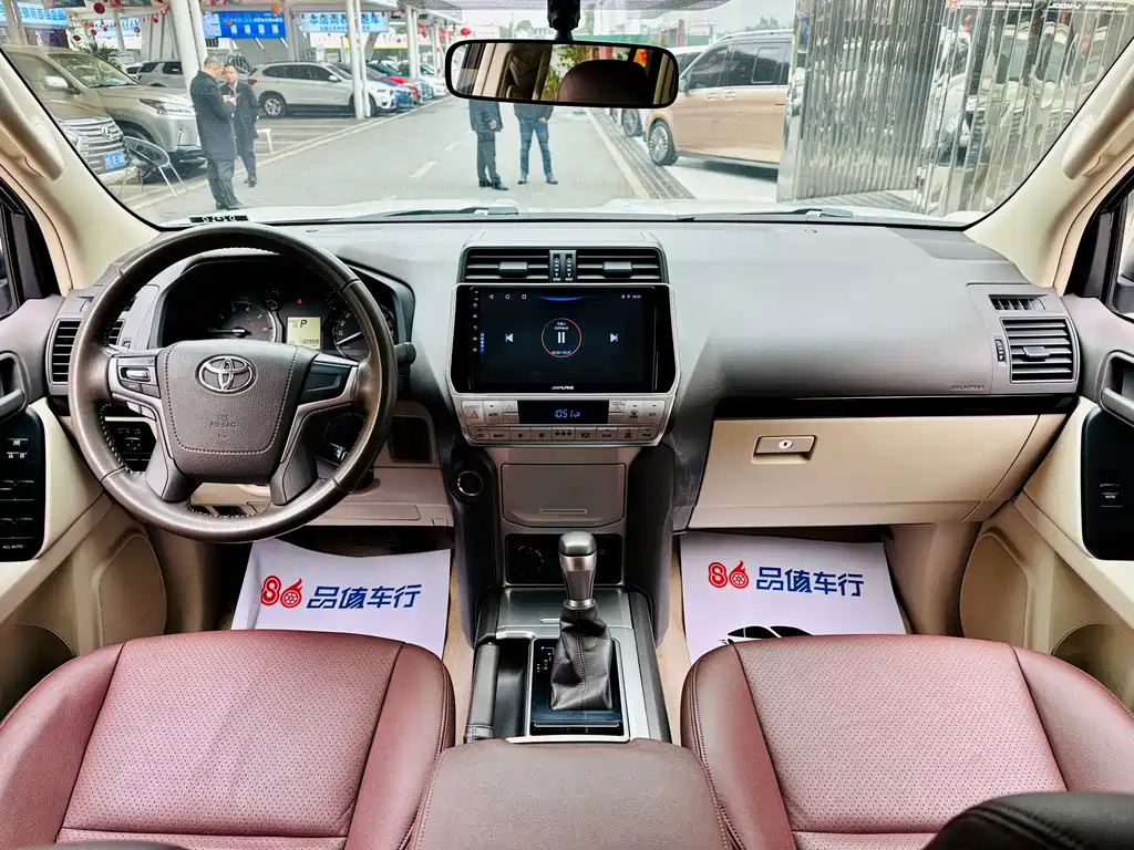 Toyota Prado 2018 — фото 6