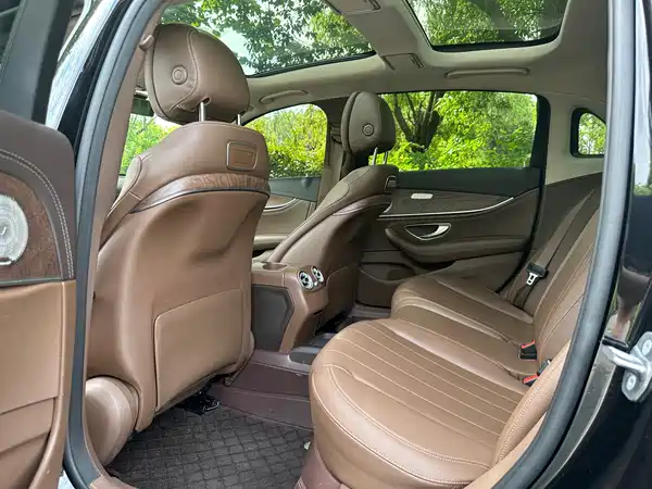 Mercedes-Benz E-Class 2019