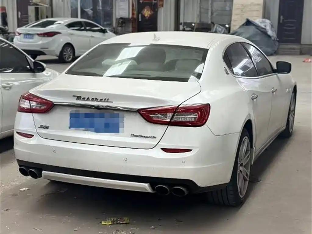 Maserati Quattroporte 2015 — фото 7