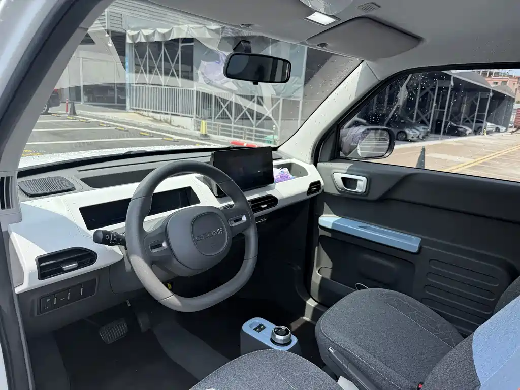 Geely Galaxy Panda 2023 — фото 18