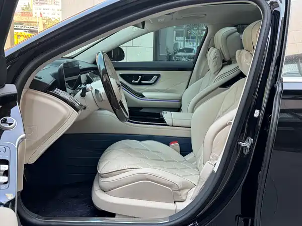 Mercedes-Benz Maybach S-Class 2023