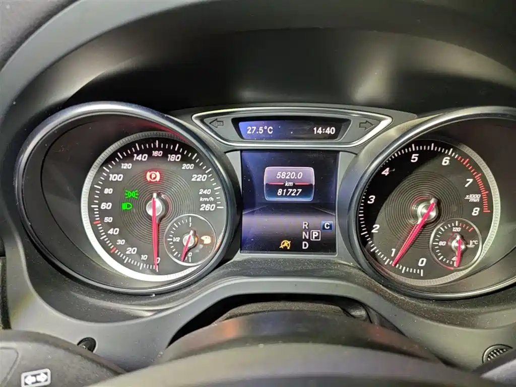 Mercedes-Benz GLA 2018 — фото 12