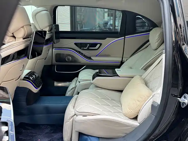 Mercedes-Benz Maybach S-Class 2023
